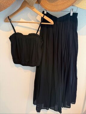 VELVET XS Skirt & Top Set